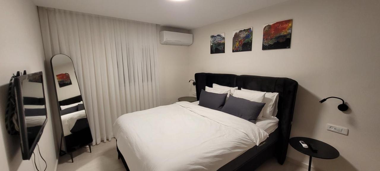 Apartment Yuval Holidey Aprtment *